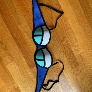 Authentic Triangl Swimsuit Top in Blue